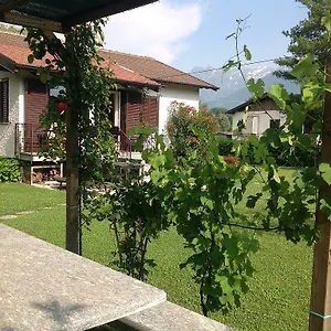 https://villa-degli-aceri.it-lombardy.com